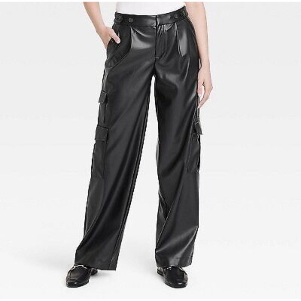 A New Day Black Faux Leather Cargo Pants High Rise Wide Leg Womens Size 10‎
